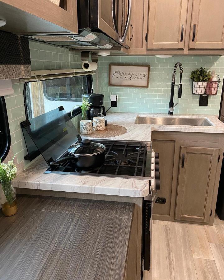 Cozy Rv Experience W/Pool+Spa Near Lake Conroe Willis Exterior photo